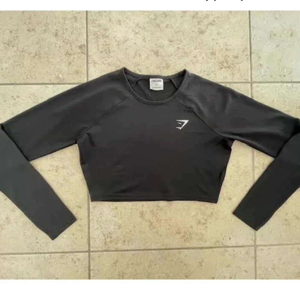 GYMSHARK Women's cropped top Small Black long sleeve New NWOT